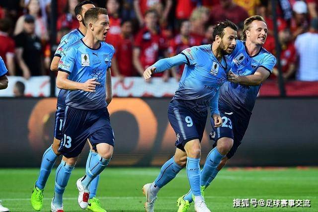 文班：我们这些有更多球权的人要承担责任 在G2开局就要奠定基调
